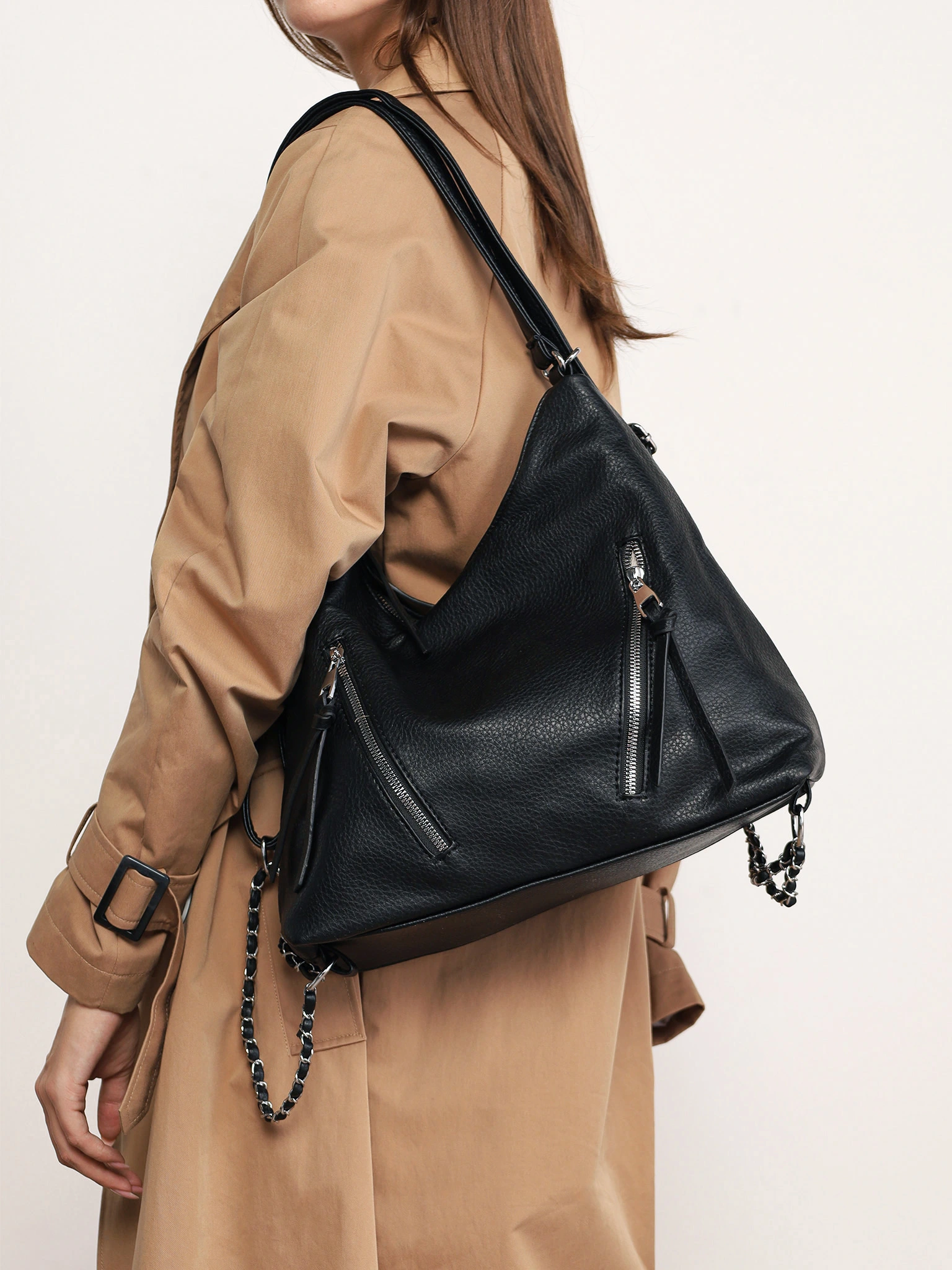 Сумка-шоппер с декоративными цепочками в ассортименте